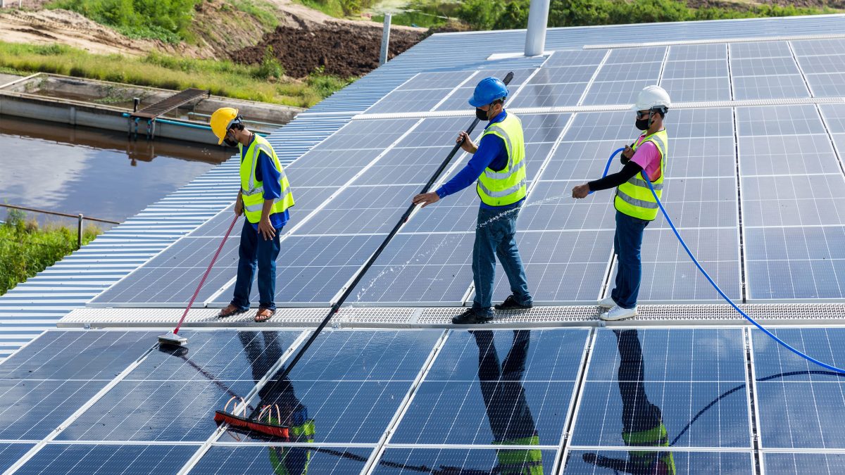 Cómo limpiar las placas solares